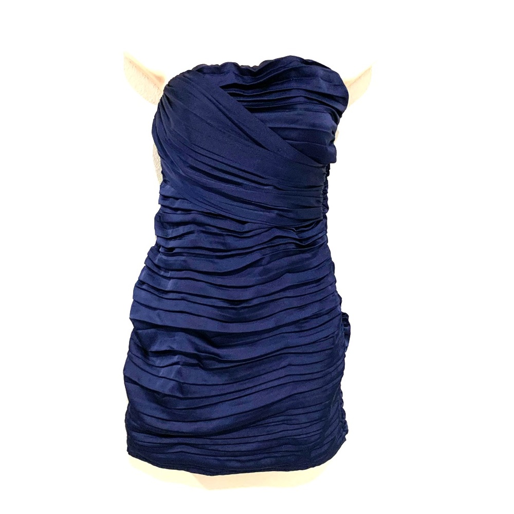 Blue ruffles strapless dress
